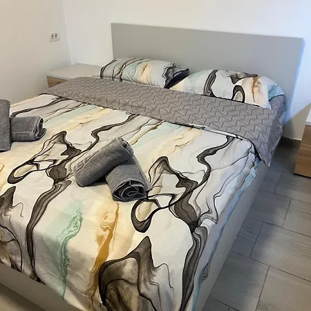 Apartment Renata Mihai Bravu Bucharest